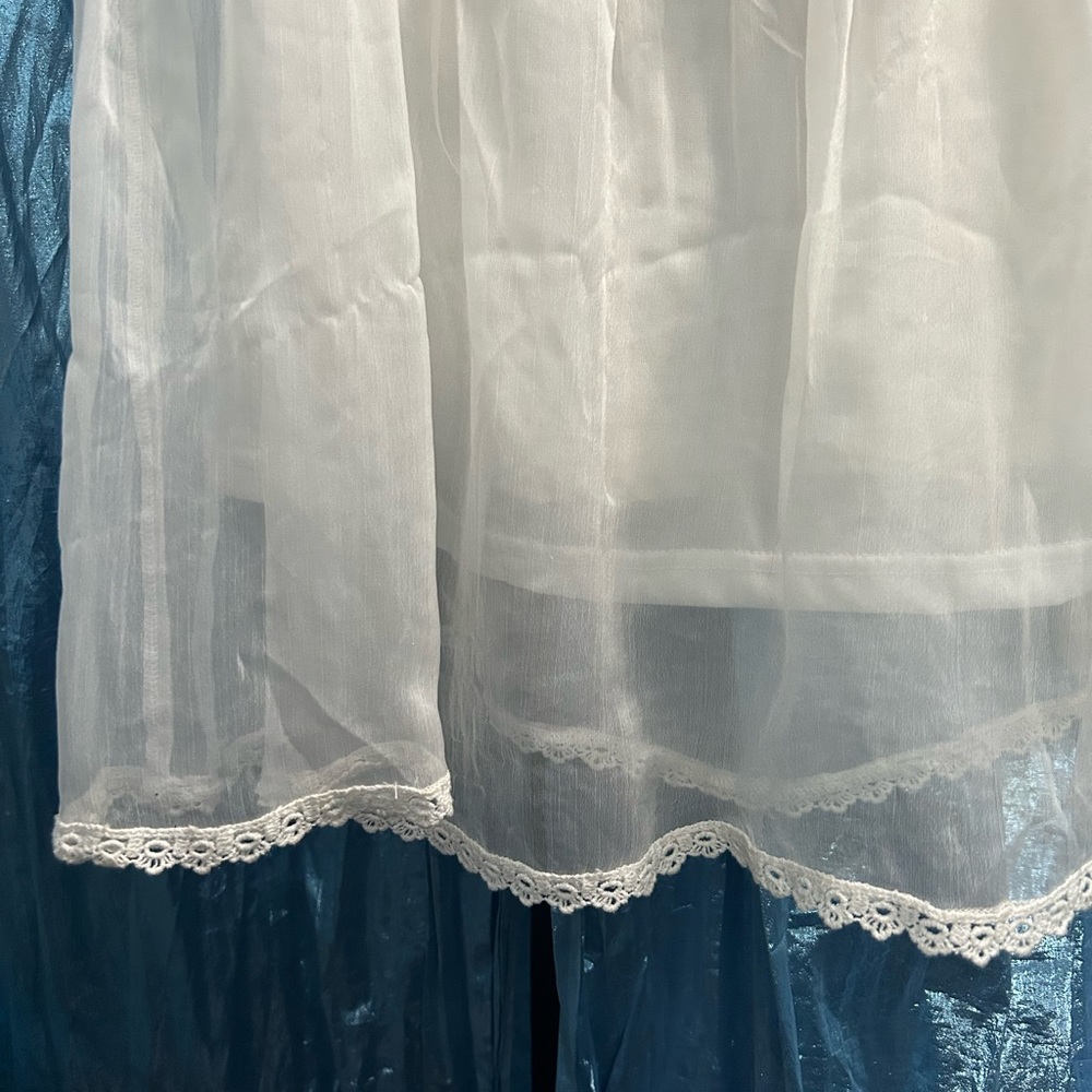 LACE BABYDOLL DRESS - Picture 5 of 6